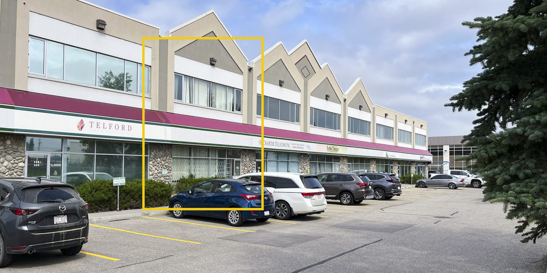 5700 1 Street SW_01